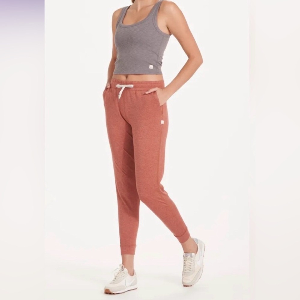 Vuori Women's Cinnamon Performance Joggers